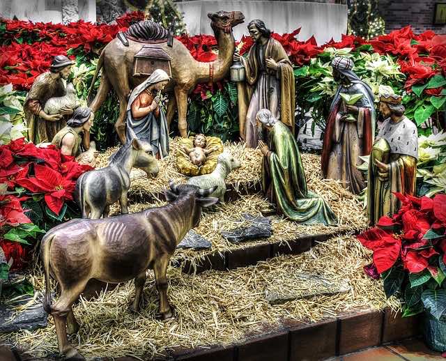 É Natal, lembremos a manjedoura